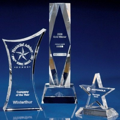 CRYSTAL GLASS BUSINESS PAPERWEIGHT OR AWARD
