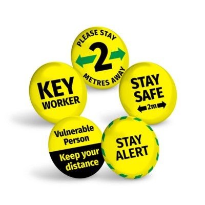 STAY SAFE YELLOW BUTTON BADGE