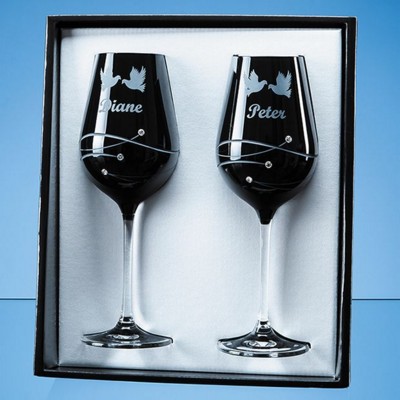 2 ONYX BLACK DIAMANTE WINE GLASSES WITH SPIRAL DESIGN CUTTING IN AN ATTRACTIVE GIFT BOX