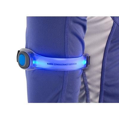 BE SEEN LIGHT UP ARM BAND in Blue