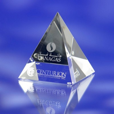 PYRAMID GLASS AWARD TROPHY