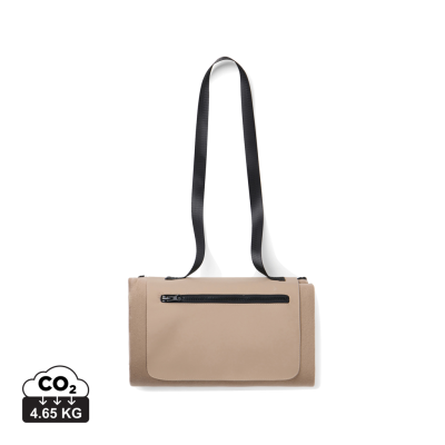 VINGA BALTIMORE RCS PICNIC BLANKET in Greige