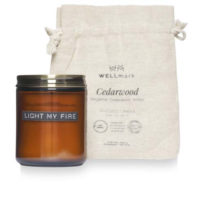 WELLMARK CEDAR WOOD SCENTED CANDLE MEDIUM