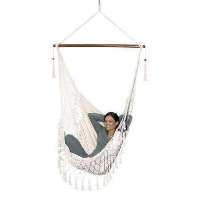 HANGING CHAIR HANG OUT ON STRONG WOOD ROD