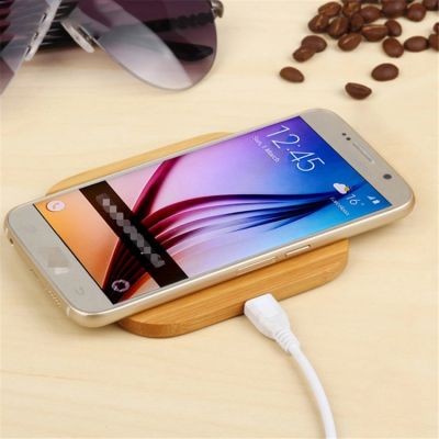BAMBOO MAGNETIC CORDLESS CHARGER