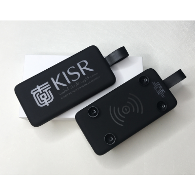 P74 - 10,000MAH CORDLESS POWER BANK in Black