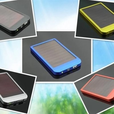 PORTABLE SOLAR POWER BANK CHARGER