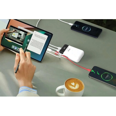 SKROSS 10,000 MAH FAST CHARGER POWER BANK with Display