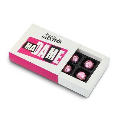 CHOCOLATE BOX with 6 Luxury Chocolate