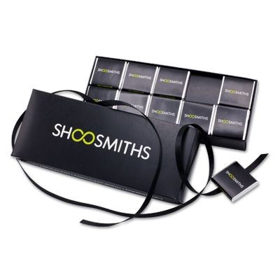 PERSONALISED CHOCOLATE NEAPOLITAN GIFT BOX