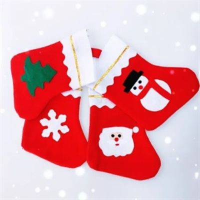CHRISTMAS MINI GIFT SOCKS