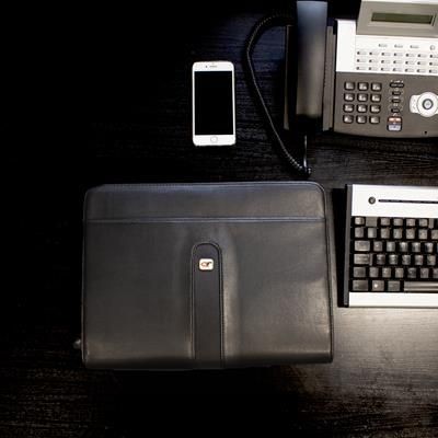 GINO FERRARI AMBASSADOR A4 PORTFOLIO