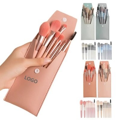 8-PIECE SET OF HIGH-QUALITY MAKEUP BRUSHES