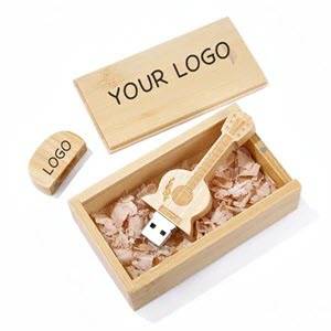 WOOD GUITAR FLASH DRIVE