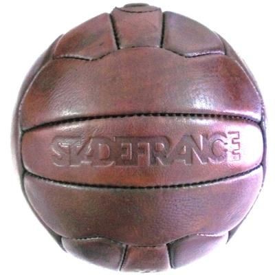 VINTAGE FOOTBALL