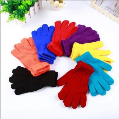 CUSTOMIZED WARM KNITTED GLOVES