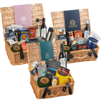 WICKER CHRISTMAS HAMPERS