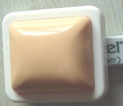 SELF SYRINGE INJECTION TRAINER in White