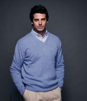 HENBURY LAMBSWOOL V NECK JUMPER