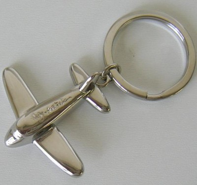 METAL AEROPLANE SHAPE KEYRING in Silver