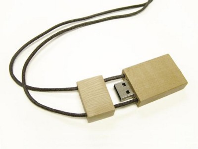 BABY WOOD USB FLASH DRIVE MEMORY STICK