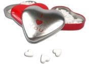 MINI HEART MINTS TIN in Red