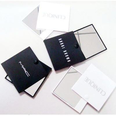 COMPACT PLASTIC MIRROR