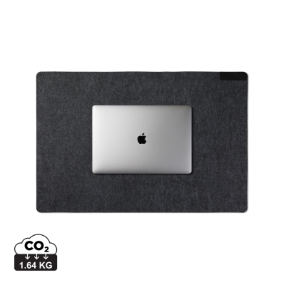 VINGA ALBON GRS RECYCLED FELT DESK PAD in Black