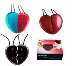 HEART SHAPE SET OF 2 MP3 PLAYERS