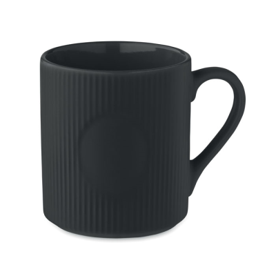 RIBBED CERAMIC POTTERY MUG MAT 340 ML in Black