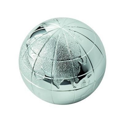 WORLD GLOBE ROUND METAL PAPERWEIGHT in Silver