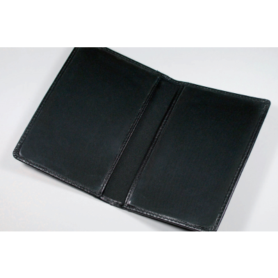 WARWICK PASSPORT WALLET IN BLACK RFID