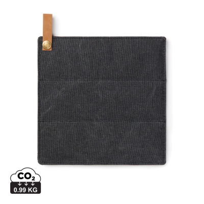 VINGA ASADO POTHOLDER in Black
