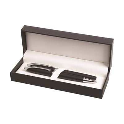 HI-LINE CUSHIONED PEN BOX