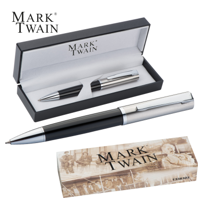 MARK TWAIN BALL PEN in Acrylic Box