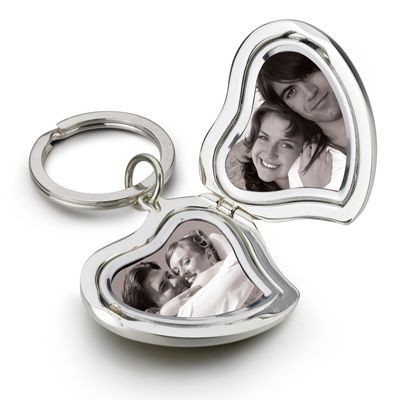 DOUBLE HEART METAL PHOTO FRAME KEYRING in Silver