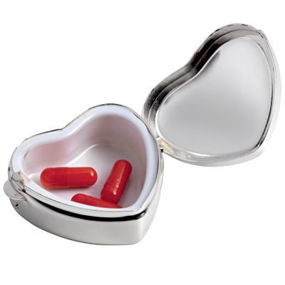 HEART SHAPE PILL BOX in Silver Chrome Metal