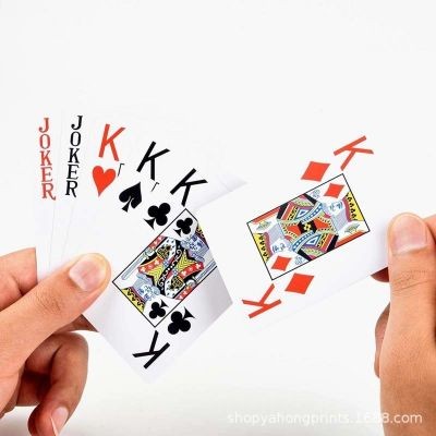 STANDARD PLAYING CARD PACK