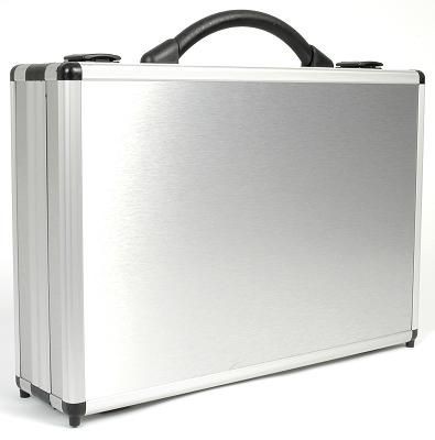DIVIDE 150 PRESENTATION BRIEFCASE in Silver