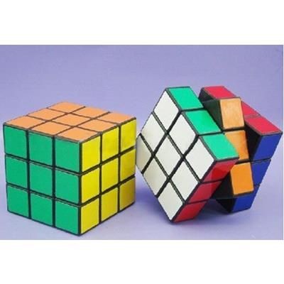 PLASTIC PUZZLE CUBE