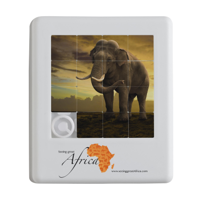 SHUFFLE SLIDE PUZZLE in White