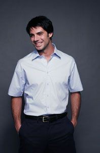 HENBURY SHORT SLEEVE SEMI-FITTED SHIRT