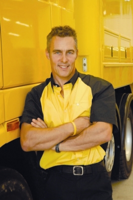 OVAL LIGHTWEIGHT MENS SHIRT