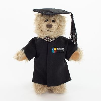20CM WINDSOR BEAR with Cap & Gown