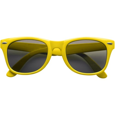 THE ABBEY - CLASSIC SUNGLASSES in Yellow