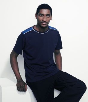 FINDEN & HALES SHOULDER PANEL TEE SHIRT