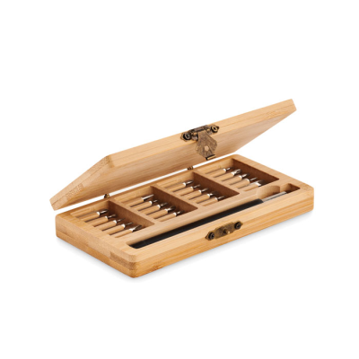 24 PIECE TOOL SET in Brown