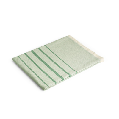 CAPLAN MULTIFUNCTION TOWEL MADE OF LIGHT AND RESISTANT COTTON in Green