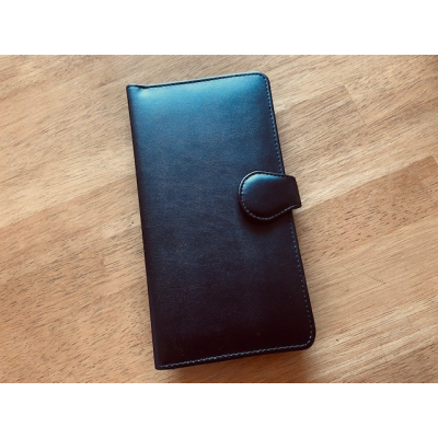 PLANT BASED FAUX LEATHER TRAVEL WALLET