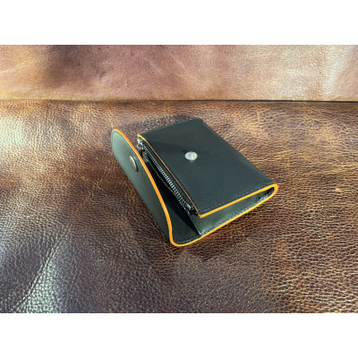 LEATHER WALLET WITH COIN POCKET